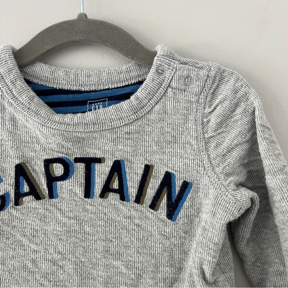 GAP Captain Crew Neck Sweater - Picture 4 of 6